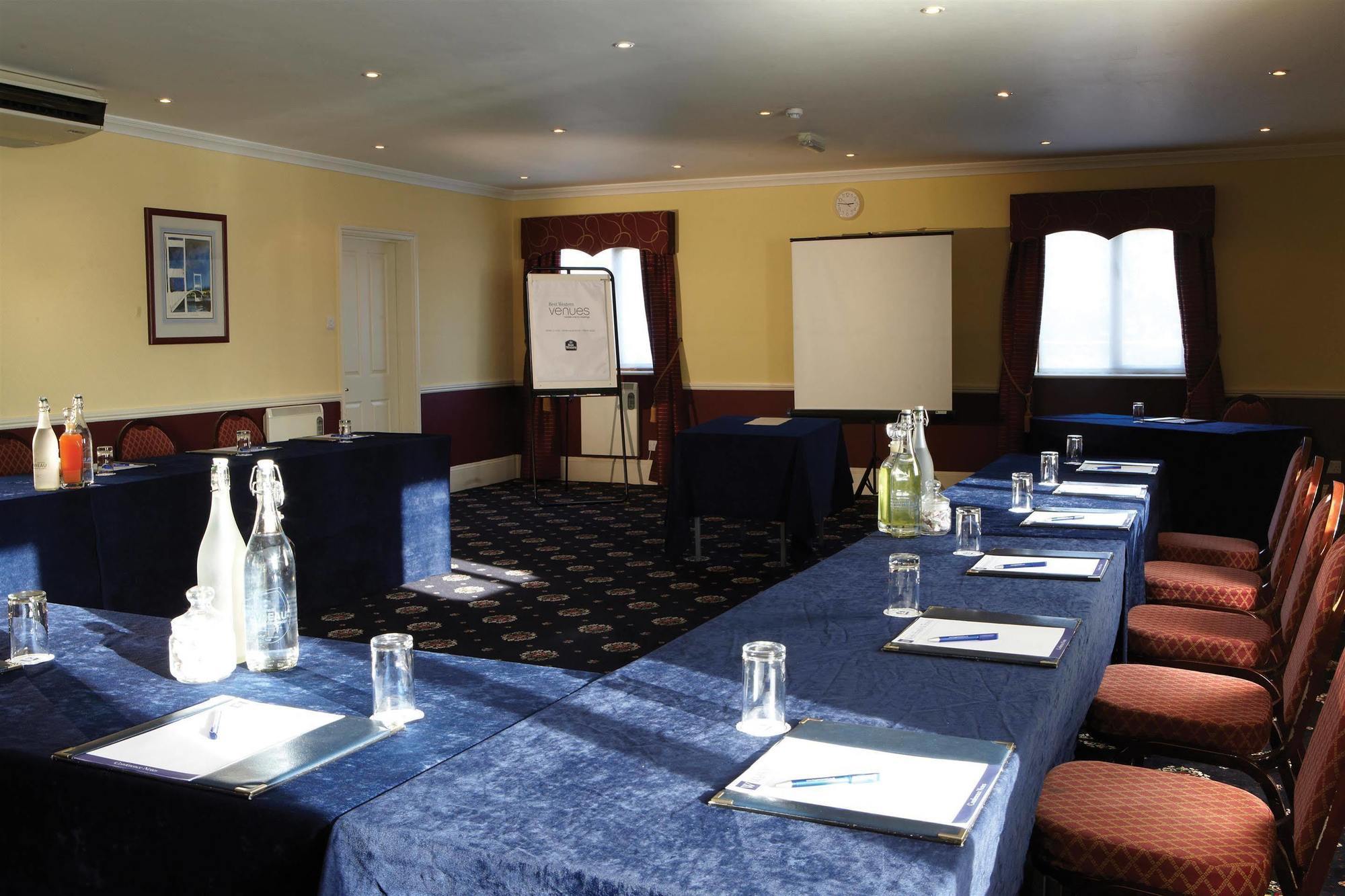 Best Western Gables Hotel Falfield Afaceri foto